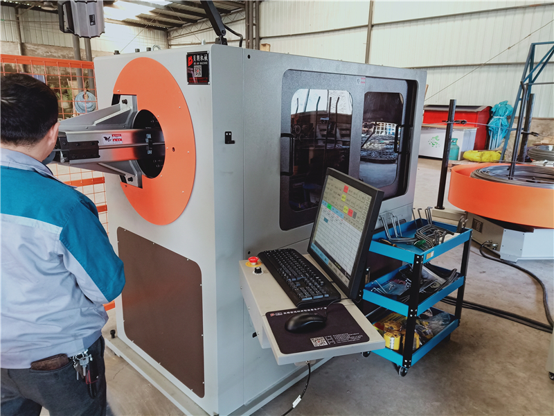 周末，依然有你培訓(xùn)的身影——貝朗數(shù)控折彎機(jī)